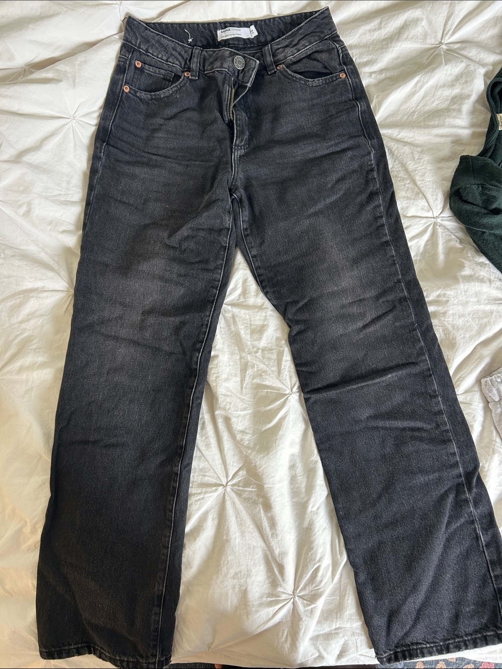 Classic Mid-Rise Black Women's Garage Straight-Leg Jeans